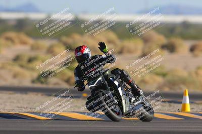 media/Nov-06-2023-Moto Forza (Mon) [[ce023d0744]]/3-Intermediate Group/Session 5 (Turn 4)/